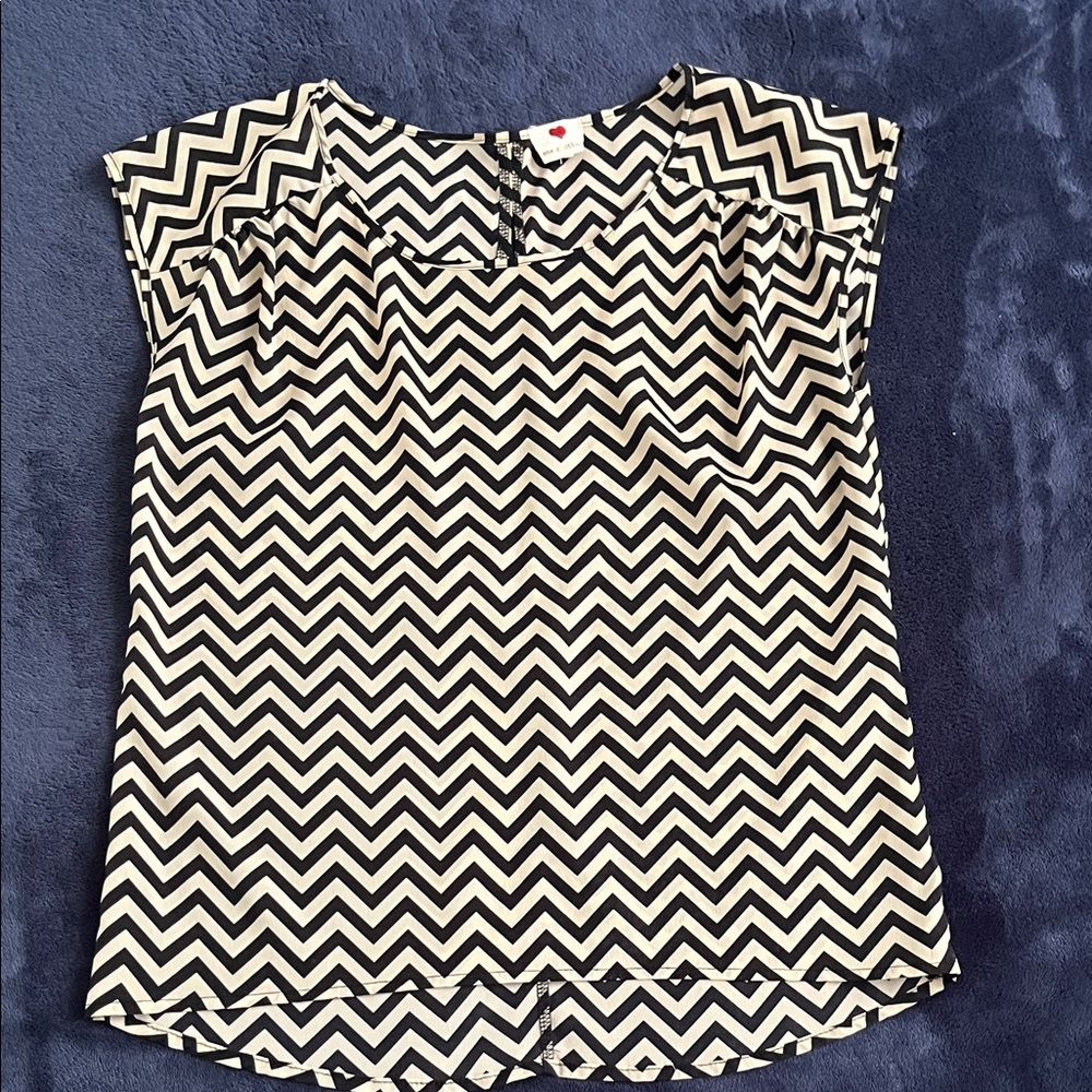 53# One Clothing Chevron Black and White Blouse
